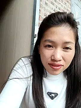 -Paige- online show from February 24, 6:25 am