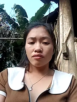 Snapshot of -Paige- chatting on November 15, 8:40 am -Paige- online show from November 15, 8:40 am