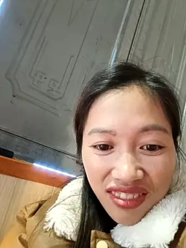 Snapshot of -Paige- chatting on November 19, 5:07 am -Paige- online show from November 19, 5:07 am