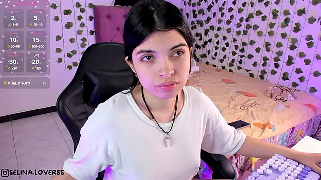 selina lovers  online show from November 15, 3:10 am