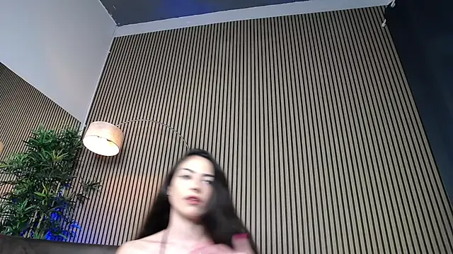 Snapshot of TheaBrown chatting on November 18, 6:17 am TheaBrown online show from November 18, 6:17 am