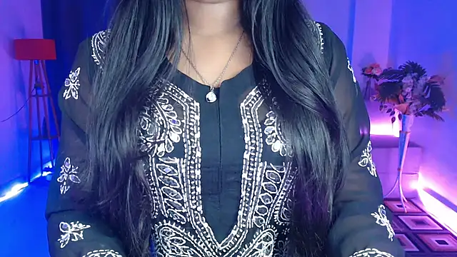 Rashiii  online show from February 21, 1:13 pm