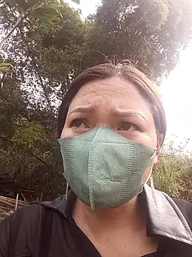 Snapshot of nat-tri chatting on January 19, 5:22 am nat-tri online show from January 19, 5:22 am