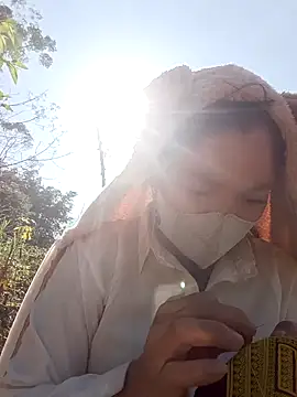 nat-tri online show from November 26, 3:39 am