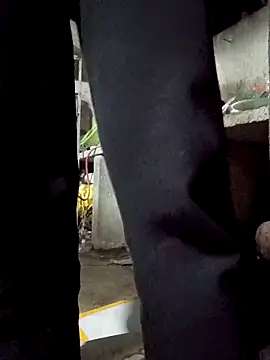 Snapshot of nat-tri chatting on February 5, 11:22 pm nat-tri online show from February 5, 11:22 pm