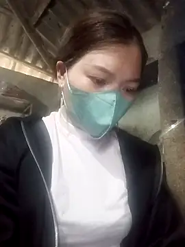 Snapshot of nat-tri chatting on February 1, 5:06 am nat-tri online show from February 1, 5:06 am