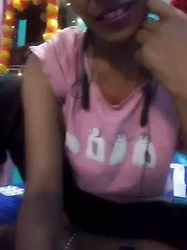 Snapshot of Prishacam2 chatting on October 30, 5:28 am Prishacam2 online show from October 30, 5:28 am