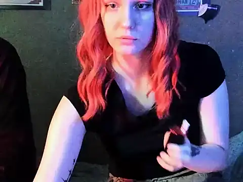 Skirklove online show from October 15, 8:22 am