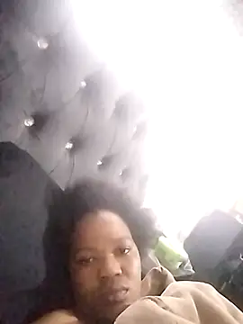 CaramelBoootie online show from November 16, 7:35 am