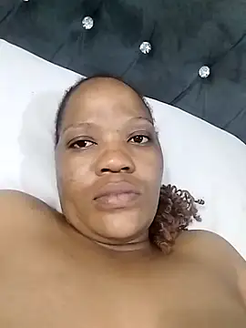 CaramelBoootie online show from March 3, 6:59 pm