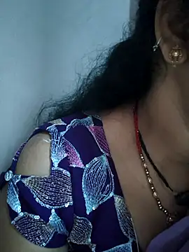 Snapshot of Rayal_bhabi chatting on July 22, 12:34 am Rayal bhabi online show from July 22, 12:34 am