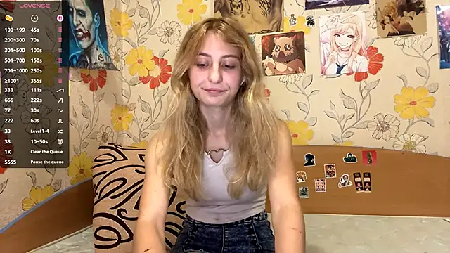 Snapshot of AmeliLia chatting on November 3, 3:48 pm AmeliLia online show from November 3, 3:48 pm