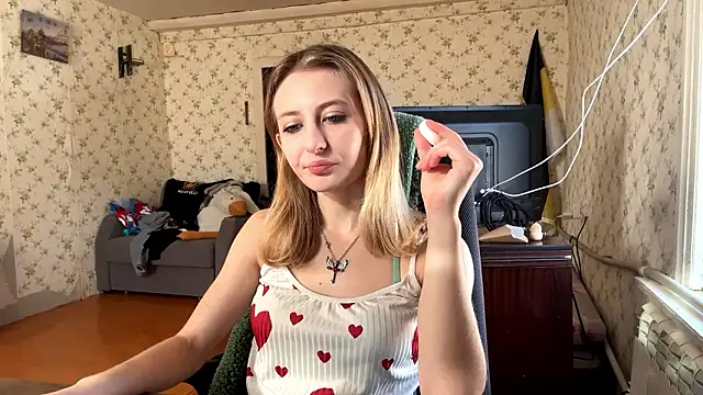AmeliLia online show from March 20, 11:55 am