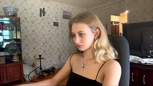 AmeliLia online show from February 28, 1:11 pm