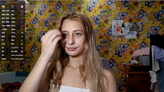 Snapshot of AmeliLia chatting on October 25, 11:09 am AmeliLia online show from October 25, 11:09 am