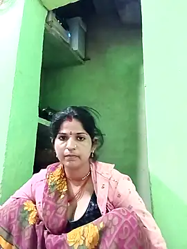 Karishma cute online show from November 28, 2:12 am