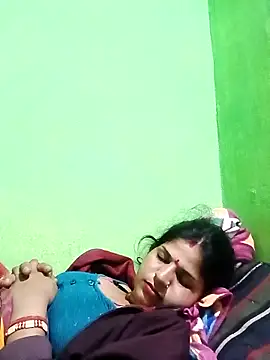 Karishma cute online show from November 29, 5:02 pm