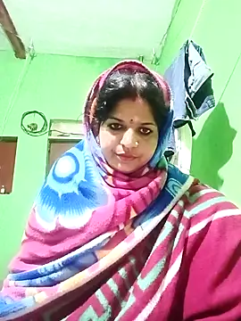 Karishma cute online show from November 7, 12:15 am