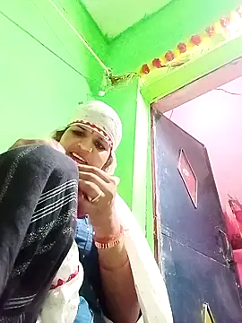 Karishma cute online show from November 7, 12:21 pm