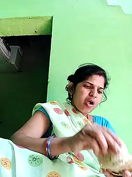 Karishma cute online show from November 22, 6:45 am