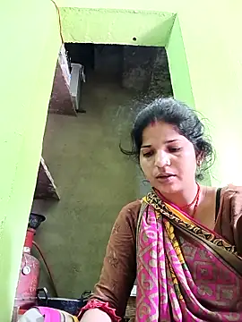 Snapshot of Karishma_cute chatting on October 16, 7:38 am Karishma cute online show from October 16, 7:38 am