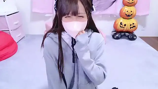 Snapshot of 727_nazuna chatting on October 30, 9:18 am 727 nazuna online show from October 30, 9:18 am