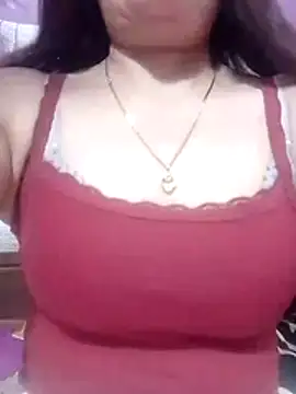 YiyinLy online show from March 2, 2:34 am