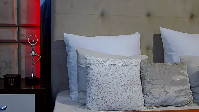 MayaMusee online show from March 21, 9:08 pm