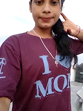 Nitya hot online show from April 5, 1:18 pm