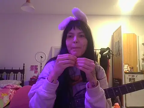 miapink33 online show from November 6, 1:42 am