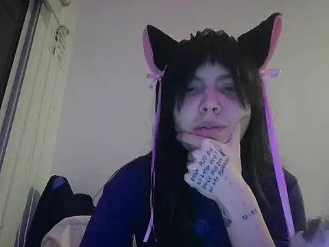 miapink33 online show from November 7, 2:49 am