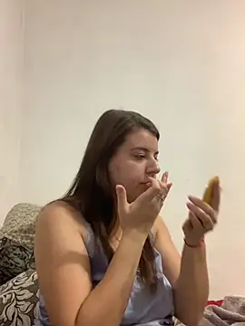 MiraCastellon online show from October 29, 12:15 pm