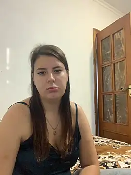 MiraCastellon online show from October 28, 12:59 pm