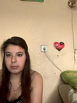 MiraCastellon online show from November 6, 11:58 am