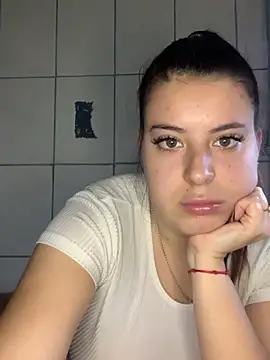 MiraCastellon online show from November 27, 11:54 am