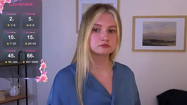 Snapshot of Shirley_Davis chatting on October 23, 5:00 pm Shirley Davis online show from October 23, 5:00 pm