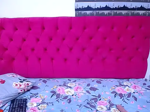 Amberdiamondmmm online show from October 25, 4:33 am