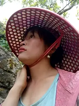 siusiu-00 online show from April 14, 5:12 am