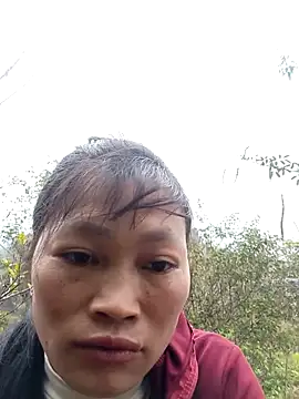 siusiu-00 online show from December 14, 8:42 am