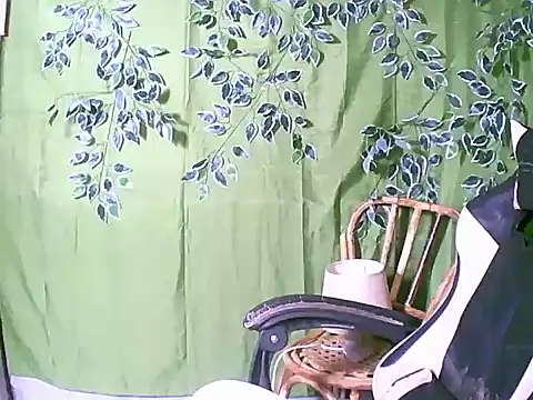 Snapshot of Manddeexx chatting on November 12, 9:35 am Manddeexx online show from November 12, 9:35 am