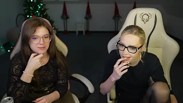 Jessica start online show from December 19, 11:12 am