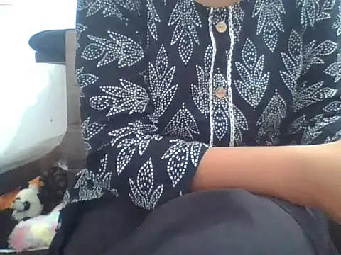 modern jatti33 online show from March 31, 12:07 pm