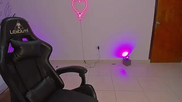 merida 06 online show from November 7, 3:11 am