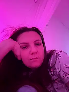 Amy  Leee  online show from January 17, 12:31 pm