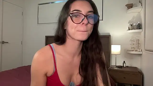 mollyy2006 online show from April 8, 11:06 pm