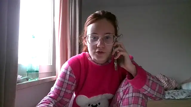 LuckySLove online show from April 12, 3:48 pm