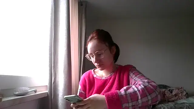 LuckySLove online show from March 15, 1:18 pm