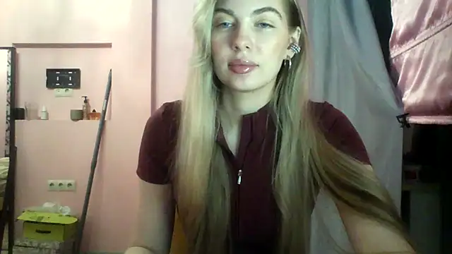 Snapshot of Sygream chatting on January 6, 6:34 pm Sygream online show from January 6, 6:34 pm