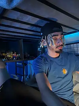 shadespider online show from March 24, 1:49 am