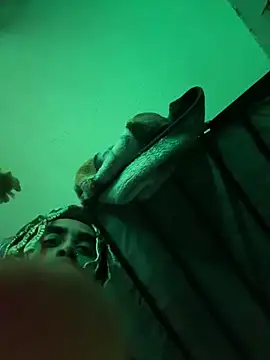 shadespider online show from April 2, 2:08 am